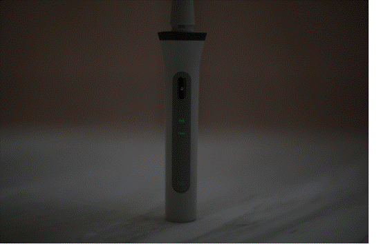 告别手动牙刷 Mcomb R3负离子声波电动牙刷测评